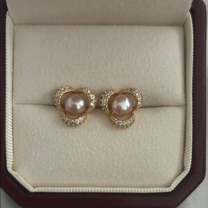 Elegant Gold and Pearl Stud Earrings